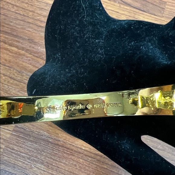 Kate Spade Hole Punch Pave Hinge Bangle Bracelet Gold Tone - Picture 4 of 10